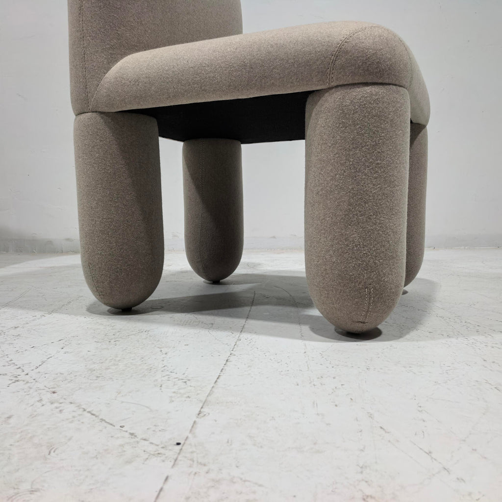 Hello Chair Noom