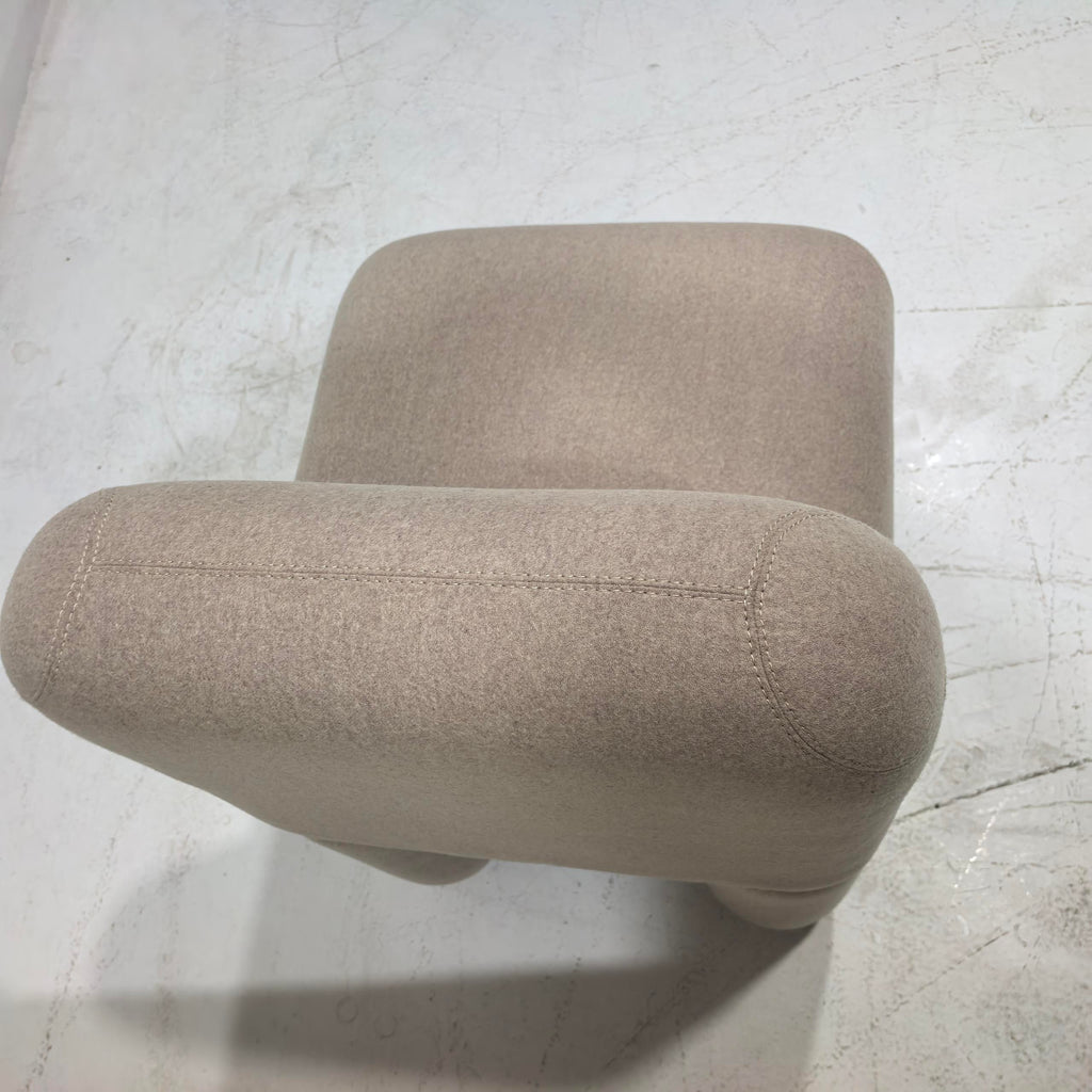 Hello Chair Noom