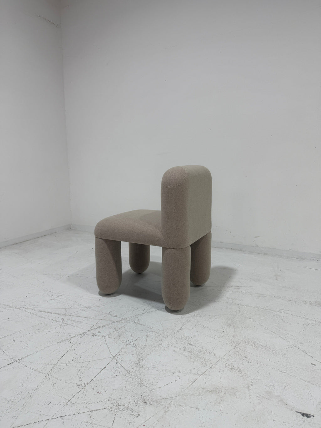 Hello Chair Noom