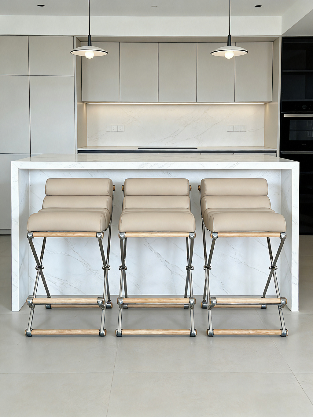 '- Mid-Century Modern Bar Stool with Wrought Iron Frame & Premium Leather Upholstery
